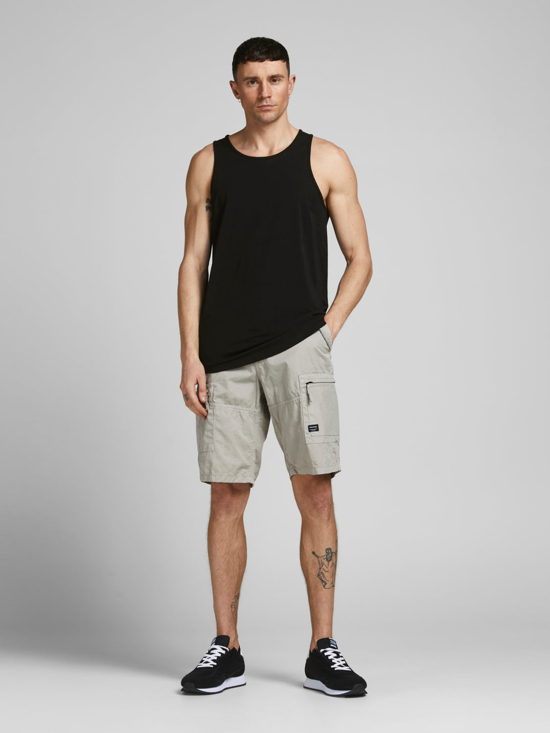 JJEBASIC Tank Top - Black